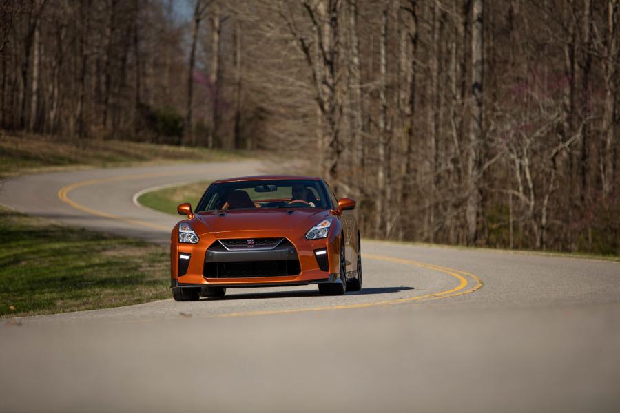  Nissan GT-R 2016 года  (US) (фото 48 из 57)